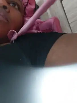 Curveysinaan Live XXX chat