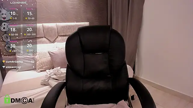 miaparker25's Live XXX Chat
