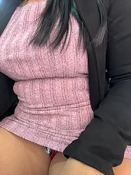 Chatroom XXX en direct de Sofia_Convers