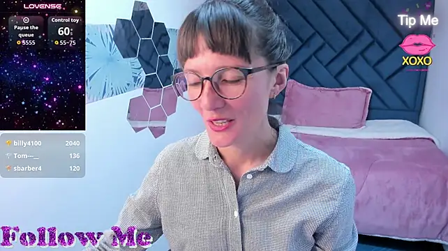 Valery_More__'s Live XXX Chat