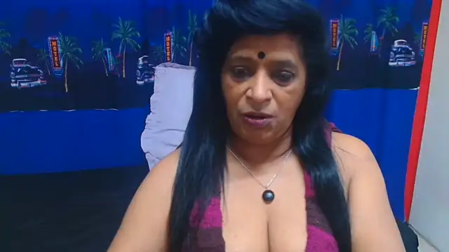 INDIANFUSION's Live XXX Chat