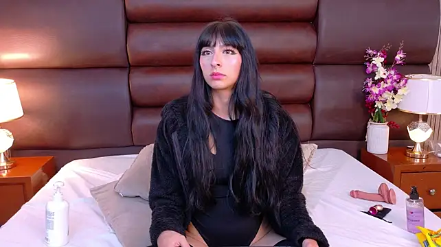 LaylaaDoll's Live XXX Chat