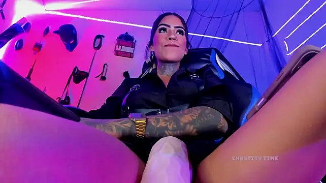 Czat XXX na żywo – deborah_tatto