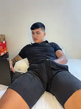 Christopher_strongg Obrolan Langsung XXX