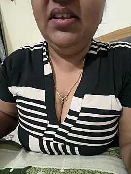 Miss_Radhika1's Live XXX Chat
