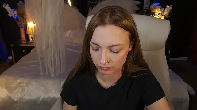 Chat +18 de LizzaMoonn ao vivo