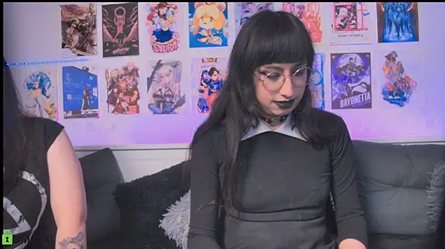 XXX chat uživo modela snowblack_