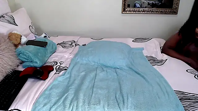 FitSelina66's Live XXX Chat