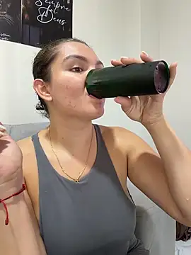Eva_stark10のライブXXXチャット