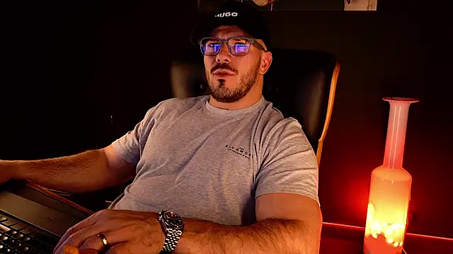 XXX chat uživo modela AngeloEric