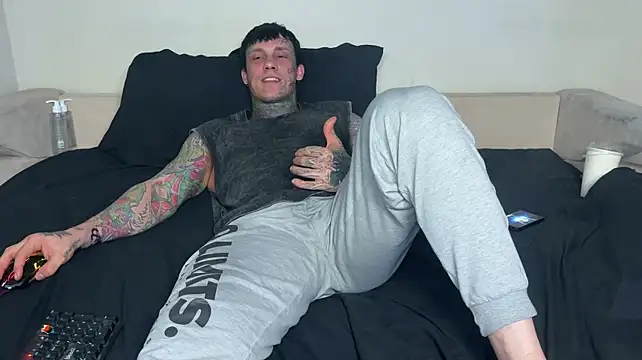 Anubisgods Chat XXX live