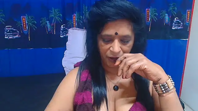 Chat XXX ao vivo de INDIANFUSION