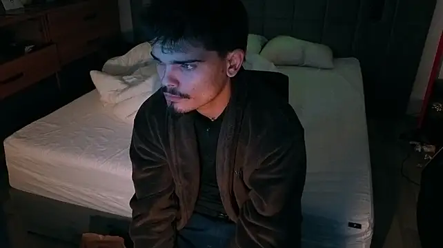 JordanShow Chat XXX live