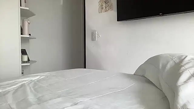 Chat +18 de lailayourangel ao vivo