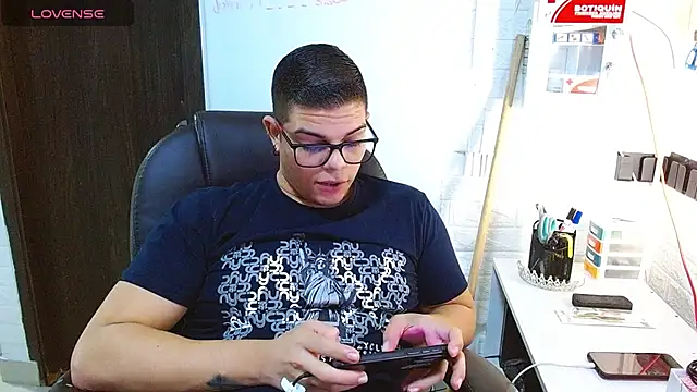 دردشة Realjoel01 الجنسية المباشرة