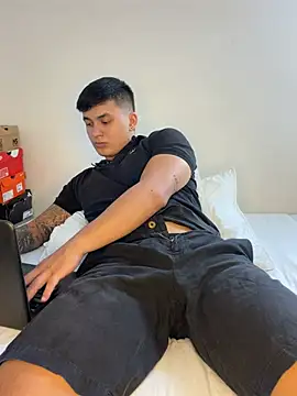Christopher_strongg's Live XXX Chat