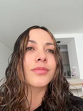 Megan_Rodrigo Live XXX-Chat