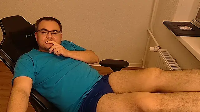 הופעת וובקאם של Latexboy893