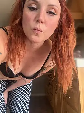 WakeAndBlazen Live XXX chat