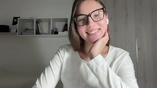 rubymoonv Chat XXX in diretta