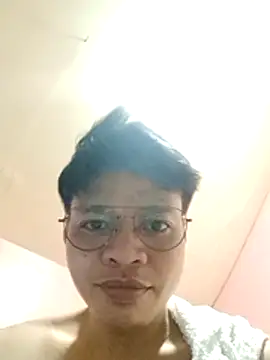 XXX chat uživo modela HORNYSEAFARER