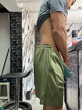 Paul22cm- XXX чат на живо