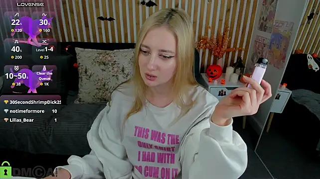 SummerLilaa's Live XXX Chat