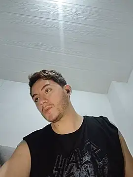Chat +18 de brandonstivm ao vivo