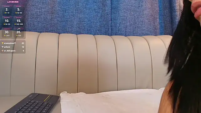 Czat XXX na żywo – natasha_moreno