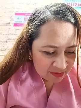 VANESSA__28 Adlı Modelin Canlı XXX Sohbeti