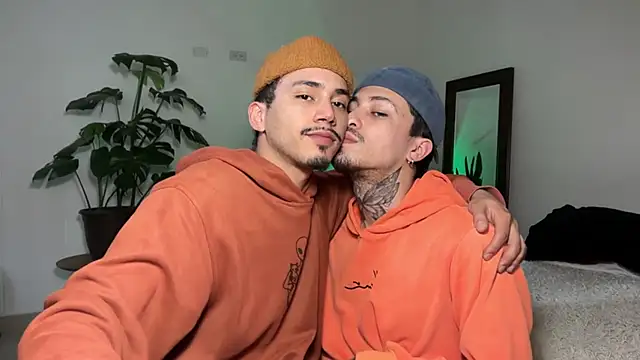 Noah_and_Steven Chat XXX live