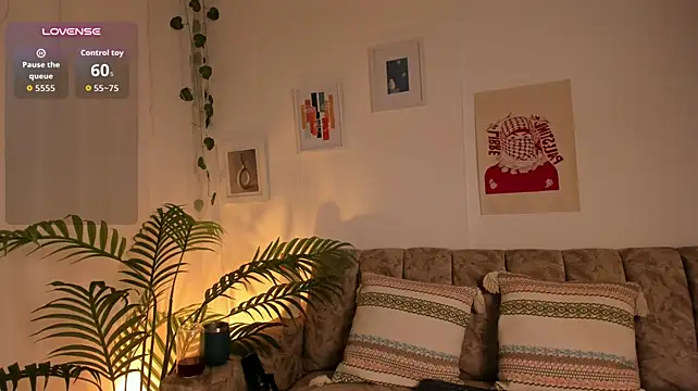 عرض كام CurlyMeryJane