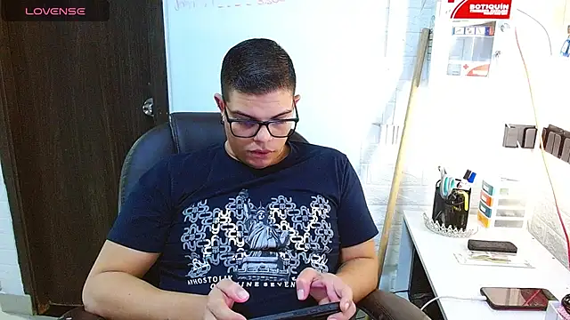 Czat XXX na żywo – Realjoel01