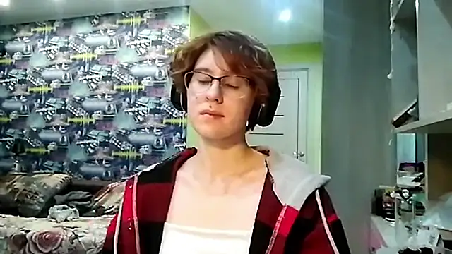 ThersaNoe Chat XXX live