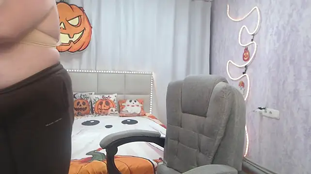 Czat XXX na żywo – StaceyLex