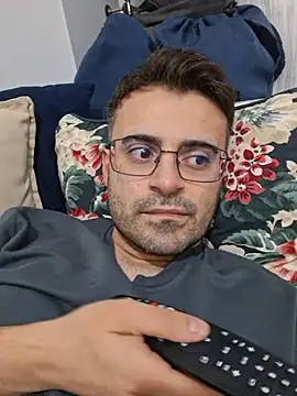 XXX chat uživo modela HugeTurkishCock