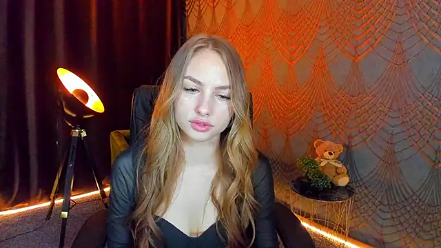 MilaAddams' Live XXX Chat