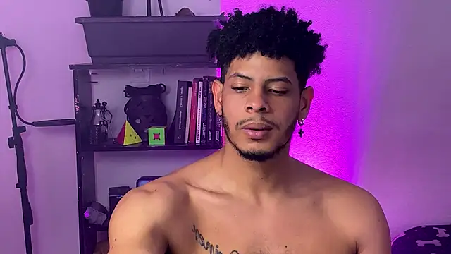 Chat XXX ao vivo de colt_addams