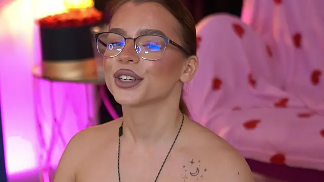 Онлайн чат XXX AmalDoll