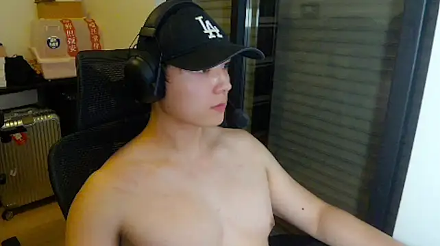 Tkcqcc XXX чат на живо