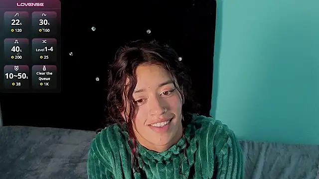 Miaa7Cute Chat XXX live