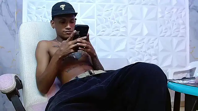 Chat XXX ao vivo de ManSant