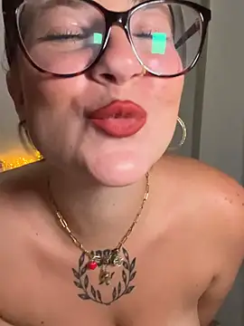 ManjaWinkler Chat XXX live
