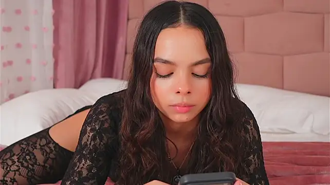 BambiRoses' Live XXX Chat