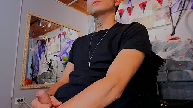 Axel_Ryder Adlı Modelin Canlı XXX Sohbeti