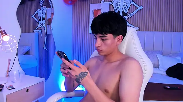 Filiph_Sterliing XXX чат на живо