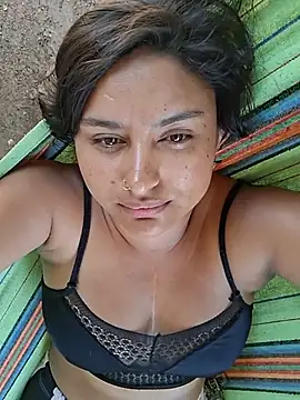 sariitha_sw 现场XXX聊天