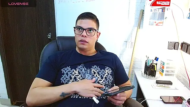 Chat XXX ao vivo de Realjoel01