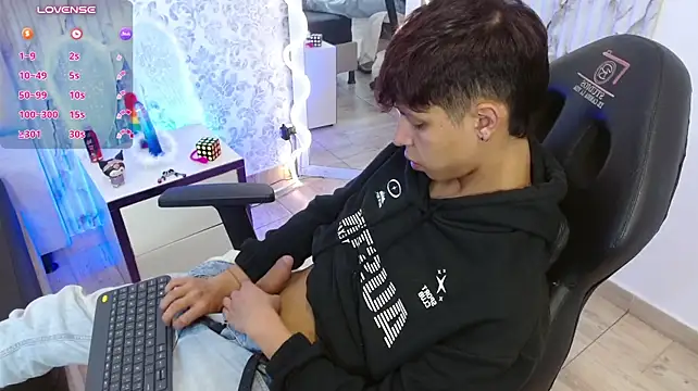 OLIIVER_TAY 라이브 XXX 채팅