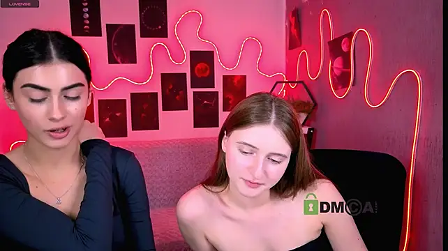 nekky_mouse's Live XXX Chat